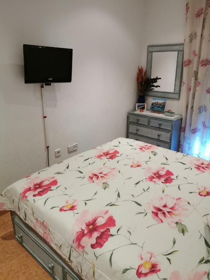 Hostal Residencia Celma Sant Carlos de la Ràpita Dış mekan fotoğraf